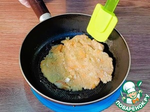 Пузырчатые лепешки с мясной начинкой